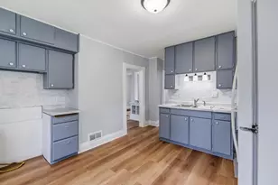 310 W Burnett St, Beaver Dam, WI 53916 - Photo 5