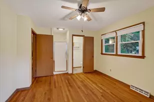 5033 Regent St, Madison, WI 53705 - Photo 19