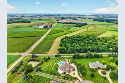 4908 Winners Circle, Middleton, WI 53562 - Photo 85
