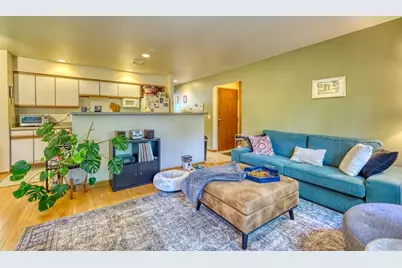 334 Amoth Court #D, Madison, WI 53704 - Photo 7