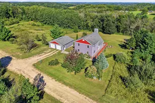 S1340 Fox'n Hounds Ct, La Valle, WI 53941 - Photo 45
