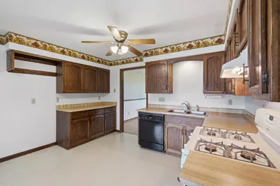 N4982 Dunning Road, Poynette, WI 53955 - Photo 9