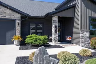 3633 Walters Wy, Janesville, WI 53546 - Photo 3