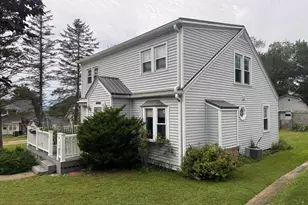 584 E 3rd St, Richland Center, WI 53581 - Photo 5