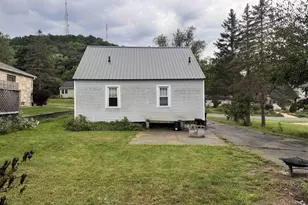 584 E 3rd St, Richland Center, WI 53581 - Photo 27