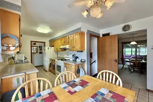 721 E Morning Glory Ln, Beloit, WI 53511 - Photo 7