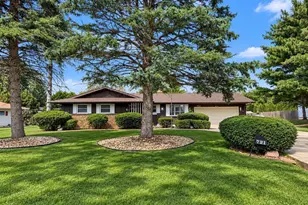 721 E Morning Glory Ln, Beloit, WI 53511 - Photo 1