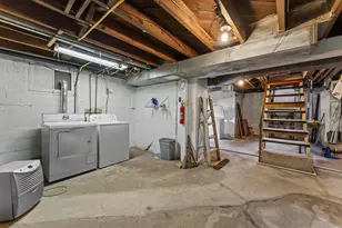520 Ellinwood Ave, Reedsburg, WI 53959 - Photo 47