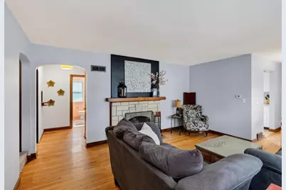 9 Oxford Place, Madison, WI 53704 - Photo 7