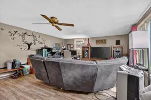 1517 Moore St, Beloit, WI 53511 - Photo 9