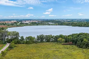 1320 Woodgrove Wy, Sun Prairie, WI 53590 - Photo 71