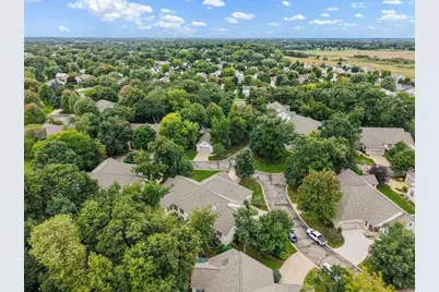 1320 Woodgrove Way, Sun Prairie, WI 53590 - Photo 65