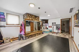 W547 Theresa Ct, Brodhead, WI 53520 - Photo 15