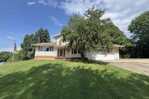 W5642 Rolling Acres Ln, Monroe, WI 53566 - Photo 1