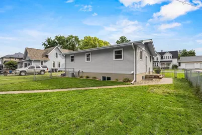 409 S 2nd Street, Janesville, WI 53536 - Photo 41
