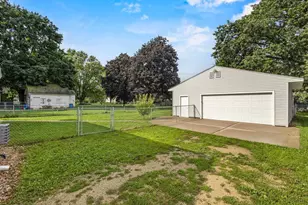 409 S 2nd St, Janesville, WI 53536 - Photo 39