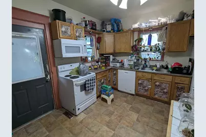 418-418 1/2 8th Avenue, Baraboo, WI 53913 - Photo 5