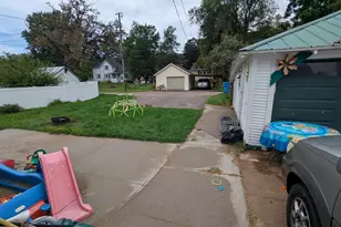 418-418 1/2 8th Ave, Baraboo, WI 53913 - Photo 37