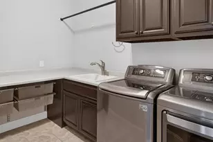1199 Virdon Dr, Sun Prairie, WI 53590 - Photo 19