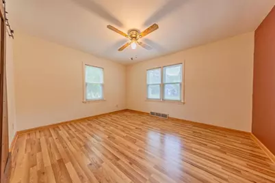 723 Cranston Road, Beloit, WI 53511 - Photo 9