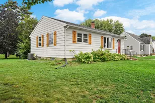 309 4th St, Waunakee, WI 53597 - Photo 33