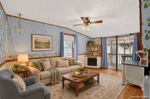 352 S Birdsey St, Columbus, WI 53925 - Photo 13