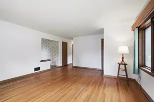 404 Tompkins Dr, Madison, WI 53716 - Photo 7