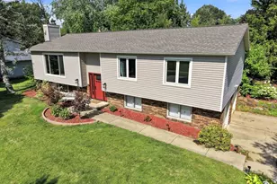 201 N Westfield Rd, Madison, WI 53717 - Photo 3