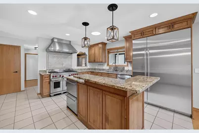 408 Pinehurst Drive, Waunakee, WI 53597 - Photo 9