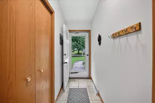 2622 Homestead Rd, Madison, WI 53711 - Photo 5