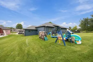 216 Ridge Creek Dr, Janesville, WI 53548 - Photo 67