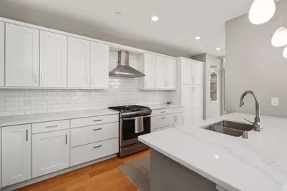 625 N Segoe Road #412, Madison, WI 53705 - Photo 5