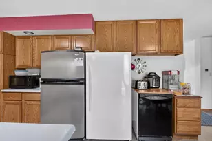 W757 Riverview Dr, Fall River, WI 53932 - Photo 13
