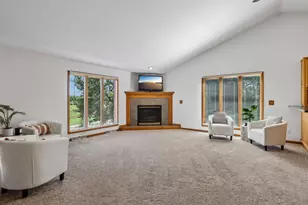 N6485 Kroghville Rd, Waterloo, WI 53594 - Photo 7
