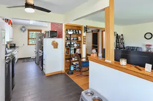 3616 S Glenwood Dr, Beloit, WI 53511 - Photo 3