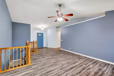 332 Sandridge Trail, Sun Prairie, WI 53590 - Photo 5