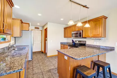 332 Sandridge Trail, Sun Prairie, WI 53590 - Photo 11