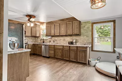 6281 Portage Road, DeForest, WI 53532 - Photo 25