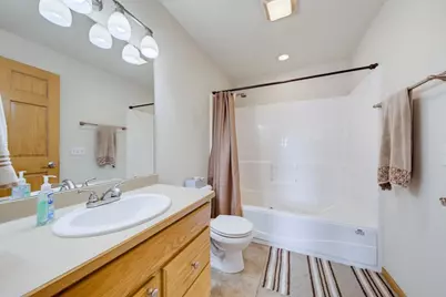 1241 N Pine Street, Sun Prairie, WI 53590 - Photo 9