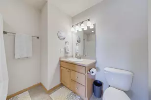 1241 N Pine St, Sun Prairie, WI 53590 - Photo 21