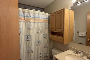 2513 Sara Rd, Madison, WI 53711 - Photo 11