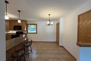 2513 Sara Rd, Madison, WI 53711 - Photo 9