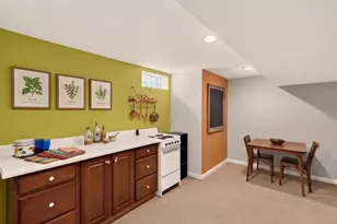 1542 Comanche Glen, Madison, WI 53704 - Photo 11