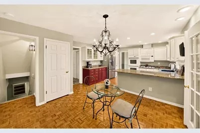 1542 Comanche Glen, Madison, WI 53704 - Photo 9