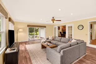 1542 Comanche Glen, Madison, WI 53704 - Photo 5