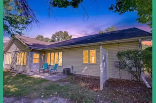 726 Saukdale Way, Madison, WI 53717 - Photo 13
