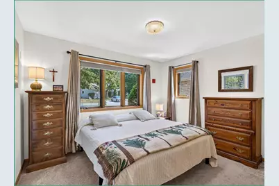 726 Saukdale Way, Madison, WI 53717 - Photo 11