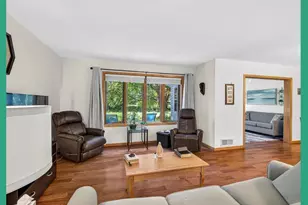 726 Saukdale Way, Madison, WI 53717 - Photo 3