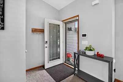 4109 Vidon Drive, Madison, WI 53704 - Photo 5