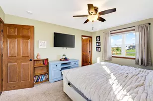 698 Prairie View Dr, Janesville, WI 53536 - Photo 17